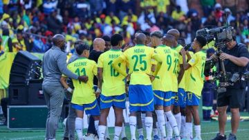 ميجيل كاردوزو مهدد بـ الإقالة من تدريب صن داونز في هذه الحالة! ميجيل كاردوزو مهدد بـ الإقالة من تدريب صن داونز في هذه الحالة!