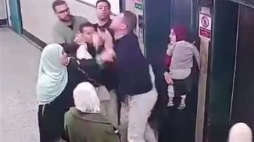 نقابة الأطباء تكشف كواليس الاعتداء على طبيب الباجور : مكنش قاعد في كافيه 