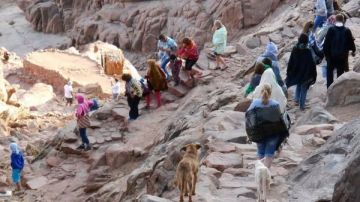 انتعاش سياحى في مدينة سانت كاترين في عاشر أيام شهر رمضان المعظم