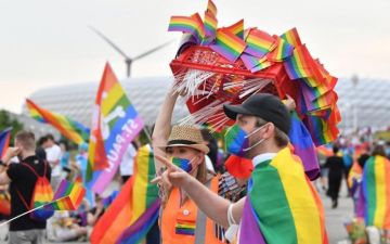 صدام مبكر في كأس العالم 2026.. أمريكا تتحدى مصر وإيران بشأن مباراة المثلية الجنسية صدام مبكر في كأس العالم 2026.. أمريكا تتحدى مصر وإيران بشأن مباراة المثلية الجنسية