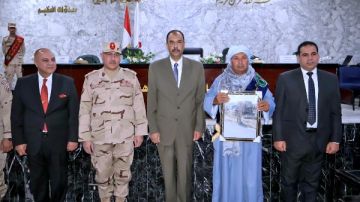 محافظة سوهاج تكرم أسر الشهداء ومصابي العمليات الحربية