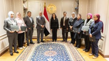 وزيرة التضامن تكرم إدارة الرعاية البديلة لتميزها خلال شهر يناير وزيرة التضامن تكرم إدارة الرعاية البديلة لتميزها خلال شهر يناير