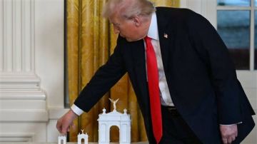 الحشد الأمريكي ضد إيران.. تصعيد عسكري أم ضغوط تفاوضية؟ الحشد الأمريكي ضد إيران.. تصعيد عسكري أم ضغوط تفاوضية؟