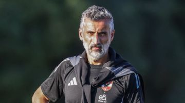 خبير لوائح ينتقد تعامل الأهلي مع قضية خوسيه ريبيرو بعد حكم كاس خبير لوائح ينتقد تعامل الأهلي مع قضية خوسيه ريبيرو بعد حكم كاس