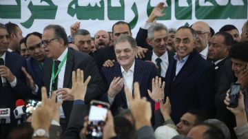 هاني سري الدين يقر بنتيجة انتخابات رئاسة الوفد بعد فرز الأصوات الباطلة يدويا