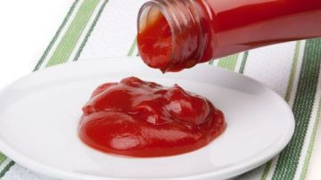 أبرزها الكاتشب.. 5 أطعمة مصنعة تهدد صحتك أكثر مما تتوقع