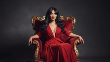 حورية فرغلي تحتفل بعيد الحب بفستان أحمر في أحدث جلسة تصوير