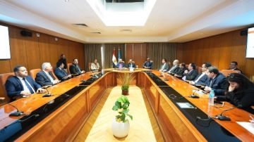 محافظ أسيوط : إطلاق مبادرات لبناء الإنسان بالشراكة مع الهيئة القبطية الإنجيلية