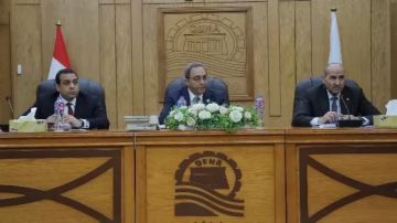 محافظ قنا: إعداد دراسات لتطوير الميادين لتحسين الصورة البصرية والحضارية