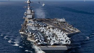 القيادة المركزية الأمريكية: مروحيات قتالية تقلع من على متن السفينة سانتا باربرا في الخليج عاجل
