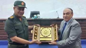 اللواء سمير فرج يهنئ الفريق أشرف سالم بعد تعيينه وزيرا للدفاع والإنتاج الحربي