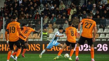 باور ديناموز يهزم نهضة بركان بثنائية ويشعل صراع التأهل في مجموعة بيراميدز