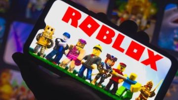 نائب: اتصالات النواب استمعت للفنان أحمد زاهر بشأن مخاطر لعبة روبلوكس 