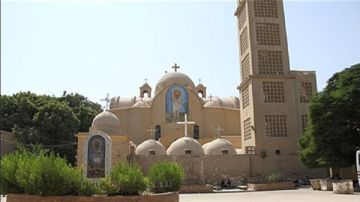 إيبارشية حلوان تحسم الجدل: سور كنيسة 15 مايو تجاوز المساحة المخصصة ونرفض التعدي