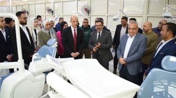 بـ5.5 مليون جنيه.. رئيس جامعة بني سويف يفتتح عيادتين جديدتين بكلية طب الأسنان بـ5.5 مليون جنيه.. رئيس جامعة بني سويف يفتتح عيادتين جديدتين بكلية طب الأسنان