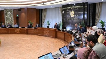 مدبولي: أول التوجيهات للحكومة تمثل في ضرورة التعاون والتنسيق الكامل مع مجلس النواب مدبولي: أول التوجيهات للحكومة تمثل في ضرورة التعاون والتنسيق الكامل مع مجلس النواب