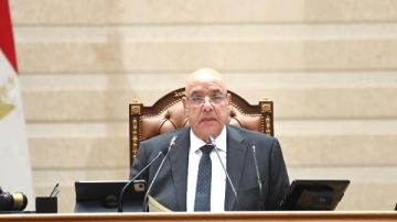 هشام بدوي محذرا النواب: ممنوع مغادرة القاعة قبل انتهاء الجلسة