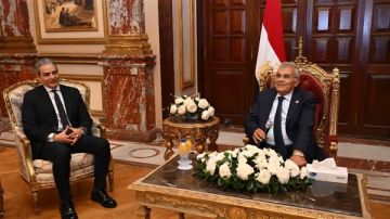 رئيس الشيوخ يؤكد أهمية دور الإعلام في دعم الدولة