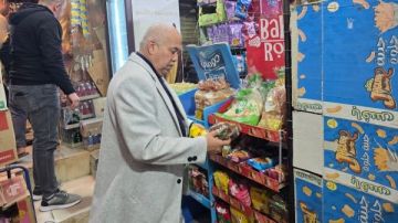 ضبط منتجات غذائية منتهية الصلاحية خلال حملات رقابية على المحال بطوخ