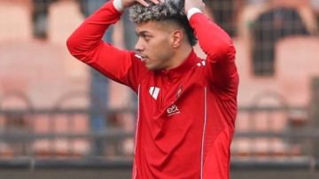 إمام عاشور يعتذر لجماهير الأهلي.. شاهد رد الفعل