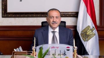 محافظ أسيوط يوجه بمتابعة يومية للمدارس والحرص على الانضباط مع انطلاق الدراسة