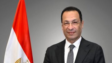 وزير الاتصالات يغادر إلى الهند للمشاركة في قمة تأثير الذكاء الاصطناعي AI Impact Summit 2026