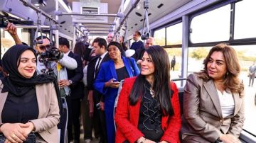 بدء التشغيل التجريبي لأحد الأتوبيسات الكهربائية ضمن مشروع توريد 100 أتوبيس بدء التشغيل التجريبي لأحد الأتوبيسات الكهربائية ضمن مشروع توريد 100 أتوبيس