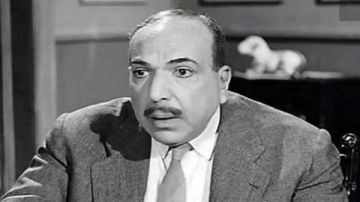 في ذكراه.. زكي رستم عاش في عمارة يعقوبيان ومات بـ أزمة قلبية