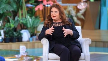 بعد حذفها من بوستر مناعة .. ميمي جمال: الخطأ غير مقصود وتم تصحيحه