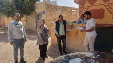 حملة كبرى بحي شمال الغردقة لتوعية المواطنين بقانون تقنين الأوضاع الجديد