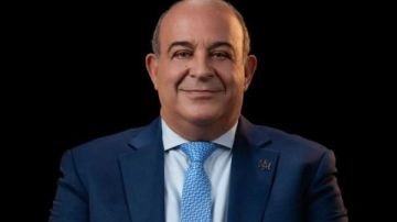 حوار مجدي مرشد يرفض تعديل الدستور بسبب انتخابات المحليات.. ويؤكد: القانون لا يلزم وزير الصحة بتعيين كافة الأطباء الخريجين.. فيديو حوار مجدي مرشد يرفض تعديل الدستور بسبب انتخابات المحليات.. ويؤكد: القانون لا يلزم وزير الصحة بتعيين كافة الأطباء الخريجين.. فيديو