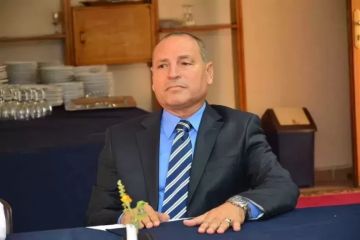 محافظ القاهرة يشهد جلسة حول مشروع إحلال مسار خط المازوت مسطرد التبين محافظ القاهرة يشهد جلسة حول مشروع إحلال مسار خط المازوت مسطرد التبين