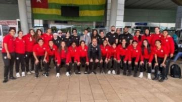 بعثة منتخب مصر للسيدات تصل توجو استعدادا لمواجهة بنين في تصفيات كأس العالم