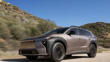 شاهد تويوتا bZ وودلاند 2026 شاهد تويوتا bZ وودلاند 2026