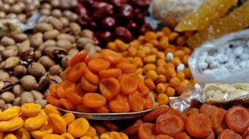 شعبة العطارة: أسعار ياميش رمضان 2026 أقل من العام الماضي والزبيب محلي بالكامل