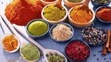 شعبة العطارة : استقرار أسعار البهارات في رمضان شعبة العطارة : استقرار أسعار البهارات في رمضان