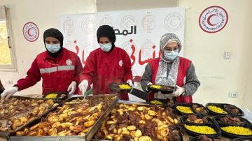 في 6 رمضان.. هلال الخير تقيم موائد الإفطار وتوزع السلال الغذائية على الأسر المصرية والفلسطينية المتعففة