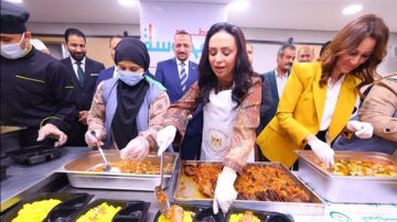 مايا مرسي تتفقد وحدة إطعام المحروسة بالوراق وتؤكد استمرار جهود توفير 70 مليون وجبة خلال رمضان