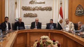 المستلزمات الطبية: مليار جنيه دفعة جديدة من هيئة الشراء الموحد خلال أيام المستلزمات الطبية: مليار جنيه دفعة جديدة من هيئة الشراء الموحد خلال أيام