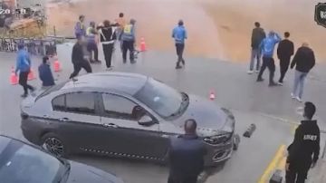 تفاصيل الهبوط الأرضي في محطة بنزين التجمع الخامس.. متحدث الإسكان يكشف (فيديو) عاجل تفاصيل الهبوط الأرضي في محطة بنزين التجمع الخامس.. متحدث الإسكان يكشف (فيديو) عاجل