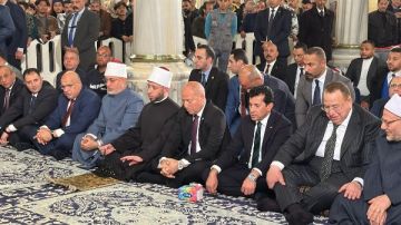 شاهد.. الأوقاف تحتفل بليلة النصف من شعبان بمسجد الحسين