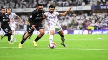 بمشاركة النني وربيعة.. العين يحسم قمة الجزيرة بهدف قاتل في الدوري الإماراتي بمشاركة النني وربيعة.. العين يحسم قمة الجزيرة بهدف قاتل في الدوري الإماراتي