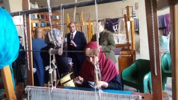 مميزات قانون العمل الجديد وضوابط الخصم من الأجر