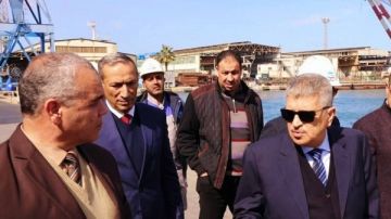 رئيس هيئة قناة السويس يصدق على إنشاء كوبرى عائم بين بورسعيد وبورفؤاد رئيس هيئة قناة السويس يصدق على إنشاء كوبرى عائم بين بورسعيد وبورفؤاد