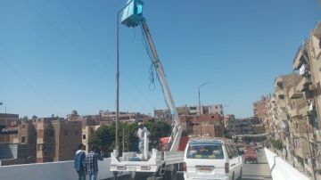 محلية نجع حمادي تنهى صيانة وتركيب1100كشاف ولحام 56عمودا لمنع تعرضها للسرقة محلية نجع حمادي تنهى صيانة وتركيب1100كشاف ولحام 56عمودا لمنع تعرضها للسرقة