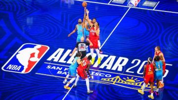 كوليسي والنجوم العالميون يشهدون فوز فريق نجوم أمريكا في بطولة NBA للنجوم كوليسي والنجوم العالميون يشهدون فوز فريق نجوم أمريكا في بطولة NBA للنجوم