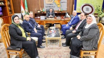 محافظ المنوفية يستقبل رئيس جنوب الدلتا للكهرباء لبحث تعزيز التعاون ودعم خطط التطوير محافظ المنوفية يستقبل رئيس جنوب الدلتا للكهرباء لبحث تعزيز التعاون ودعم خطط التطوير