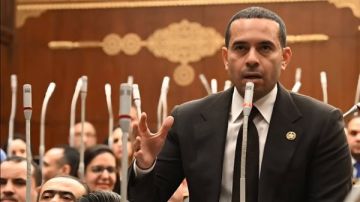 محمد زكي يطالب بضم المستشفيات الحكومية في تعديل قانون تنظيم العمل بالمستشفيات الجامعية