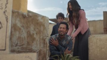 مشهد زيارة القبر يشعل الترند.. عمرو سعد يبكي فيتصدر مسلسل إفراج مشهد زيارة القبر يشعل الترند.. عمرو سعد يبكي فيتصدر مسلسل إفراج