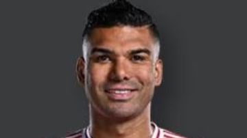 مانشستر يونايتد يبدأ البحث عن بديل كاسيميرو.. وتونالي على رأس المرشحين